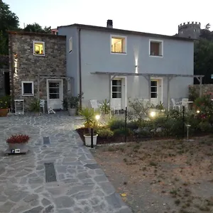 Piè Del Castello Couette-café